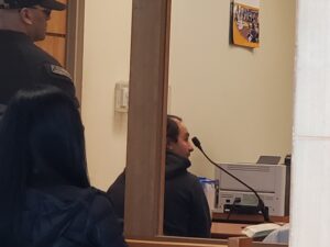 Sujeto fue detenido por vender computador robado a través de Yapo