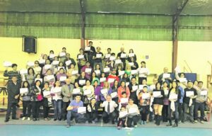 Más de 150 personas aprendieron a bailar cueca