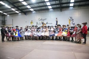 Se realizó Primer Campeonato Interescolar de Cueca