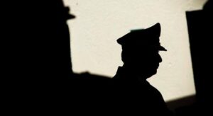 Denuncia por malos tratos y racismo de carabinero es expuesta en Cámara de Diputados