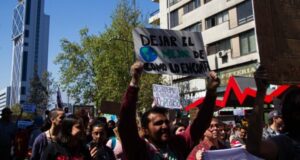 2 mil jóvenes marcharon en la Alameda por manifestación mundial convocada por Greta Thunberg
