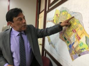Serviu asegura que repararán problemas de humedad en departamentos hechos por Salfa