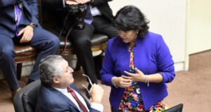 Provoste defiende a Pizarro y recuerda 
