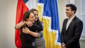 Renovación Nacional sondea a  Castañón y Cogler como candidatos