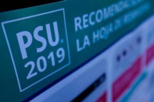Estudiantes de cuarto medio finalizarán el año escolar el 30 de octubre