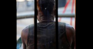 Justicia anula nuevamente expulsión de grupo de migrantes decretada por el Gobierno
