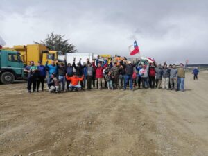 Camioneros realizaron caravana  por las calles de Puerto Natales