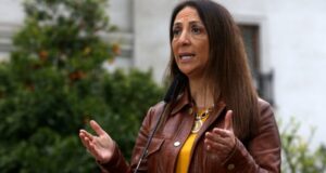 Ministra Pérez dice que sus dichos sobre política y narcotráfico son menos graves que los de Orsini
