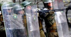 Carabineros cifra en 870 los funcionarios que han resultado lesionados en manifestaciones