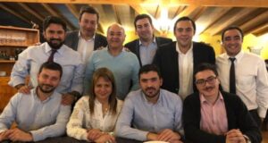 UDI y amigos despiden a Jorge Ulloa previo a su viaje a Paraguay para asumir como embajador