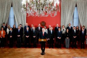 Piñera concreta 8 cambios en el gabinete y opta por Gonzalo Blumel para el Ministerio del Interior