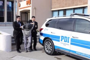 Sujeto fue detenido por robo con violencia en hogar del barrio 18 de Septiembre