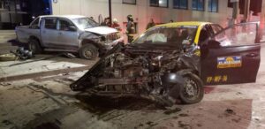 Dueña de taxi destruido demandará a militar dado de baja que provocó colisión contra el tránsito