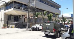 Evacúan Muncipalidad de Viña del Mar por aviso de bomba