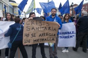 Confusam continúa paro de funciones y adhieren Fenats, Fentess y Fenpruss