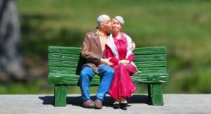 85% de los chilenos aprueba idea de retirar fondos de pensiones al momento de jubilar