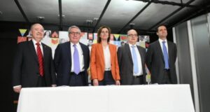 Alumnos de la U. del Pacífico terminarán sus estudios en la UTEM tras convenio con el Mineduc