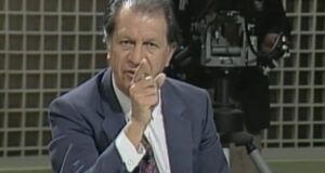 Lagos desclasifica amenaza tras icónico dedo a Pinochet: 