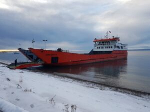 Transbordador Aunashaka es la primera Nave Mayor de cargo del Ejército