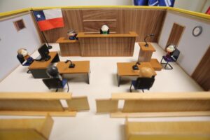 Con maqueta de los tribunales  buscan acercar a los niños a la Justicia