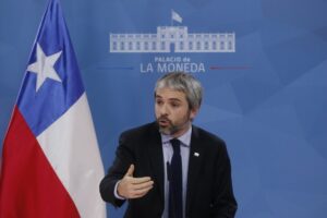 Apoyo regional pero con reparos a idea  de iniciar proceso constituyente