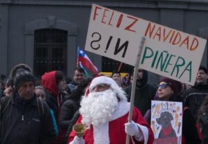 Hasta el “Viejo Pascuero” marchó ayer en Punta Arenas