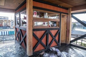 Kiosco ubicado en terminal mina Loreto fue destruido durante la madrugada