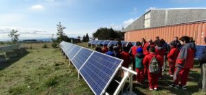Estudiantes magallánicos conocieron funcionamiento de la energía solar en la región
