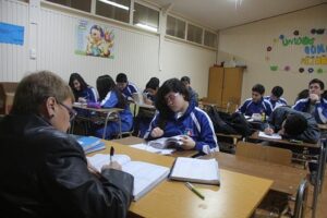 Los profesores son lo primero que se debe mejorar en la educación