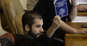 Dip. Garín inquieto ante idea que colegas que 
