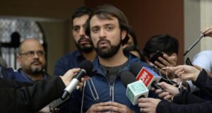Alcalde Sharp por incendios y saqueos tras movilizaciones: 