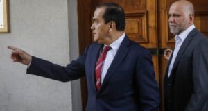 Personeros de oposición rechazan llamado de Guillier a realizar elecciones anticipadas