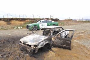 Antisociales robaron vehículo y posteriormente lo incendiaron