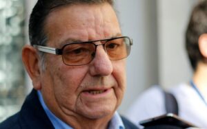 Senador Quinteros llama al ministro Briones a 