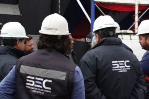 SEC instruye a eléctricas devolver lo cobrado en última alza