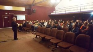 Diálogo ciudadano en Puerto Natales  por crisis en el país