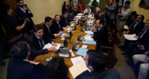 Presupuesto 2020 en Comisión Mixta: ministro propone adelantar reajuste de pensión básica
