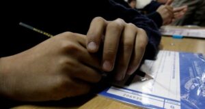 Cubillos dice que están las condiciones para realizar el Simce: prueba sólo tendrá fin estadístico