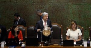 Oposición alcanza mayoría en comisión revisora de acusación constitucional contra Piñera