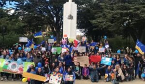 Por una ley de autismo se manifestaron familias en Punta Arenas