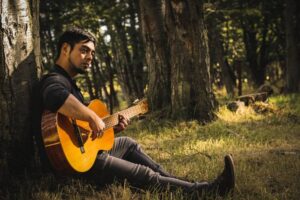 Sebastargo lanzó su producción “1894”  con el poder neofolclórico de Porvenir