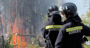 Pdte. de Bomberos confiesa complejidad económica en institución: Peligra funcionamiento de cuarteles