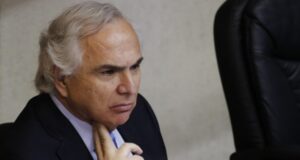 Senado define la acusación constitucional contra Andrés Chadwick: Insulza anuncia voto a favor