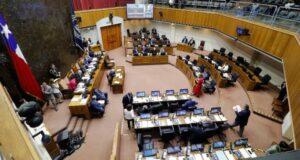 Sin paridad ni escaños reservados: Senado aprueba proceso constituyente y plebiscito será en abril