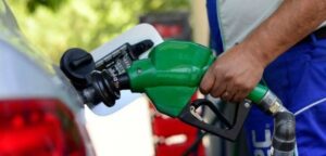 ENAP anticipa nueva alza en precio de bencinas y gas licuado: sólo gasolina de 97 octanos disminuirá