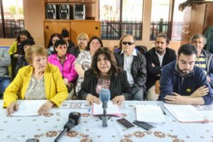 “La consulta se hizo a puro ñeque, con aporte de vecinos: No recibimos aportes políticos, ni del Gobierno Regional ni municipio