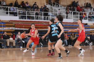 Escuela Alemana de Paillaco se quedó con el título de campeón del cuadrangular del Español