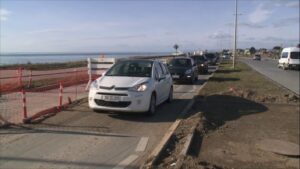 Instalación de resaltos en Costanera genera diversas molestias