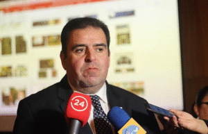 Seremi Marco Mella asegura que Ministerio priorizará transporte mayor de Punta Arenas