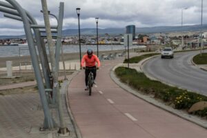 Punta Arenas resalta como una de las comunas del país con más longitud de ciclovías